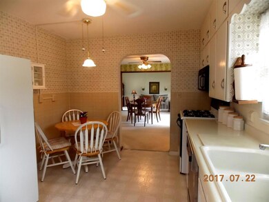 1409 Parker St, Cedar Falls, IA 50613 - photo 7