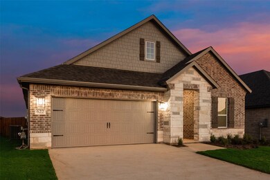 622 Juneau St, Gainesville, TX 76240 - photo 2