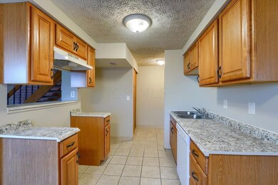 656 Cherry Ridge Rd, Columbus, OH 43228 - photo 7