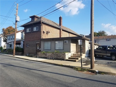 215 E Church St, Slatington, PA 18080 - photo 4