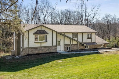 253 Conrad Rd, Alburtis, PA 18011 - photo 3