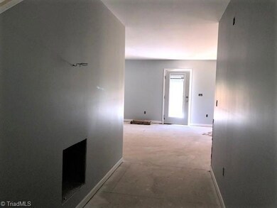 1780 Ashbrook View Ln, Asheboro, NC 27205 - photo 2