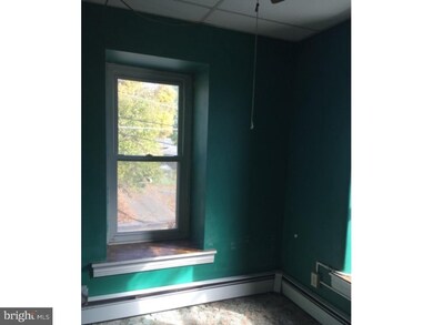 164 W Spring St, Bechtelsville, PA 19505 - photo 7