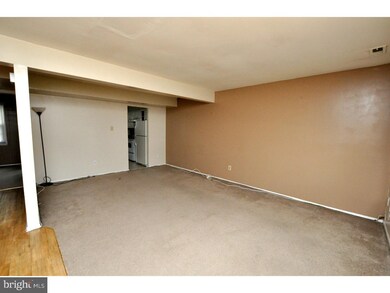 204 Burnamwood Dr, Mount Laurel, NJ 08054 - photo 5