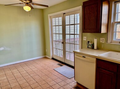 51 Kingswood Dr, Bethel, CT 06801 - photo 5