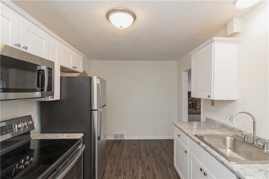 4144 15th St, Des Moines, IA 50313 - photo 4