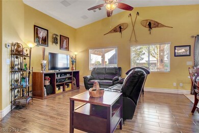 Family room makes you feel right at home with thes