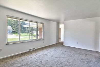 7720 Irvington Ave, Dayton, OH 45415 - photo 3