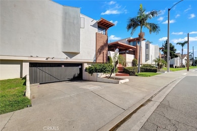 7033 Stewart And Gray Rd unit 24, Downey, CA 90241 - photo 2