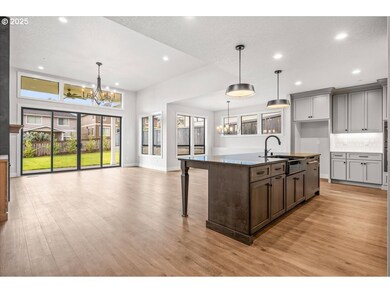 760 N V St, Washougal, WA 98671 - photo 7