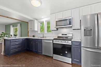 1023 E 13 Mile Rd, Royal Oak, MI 48073 - photo 7