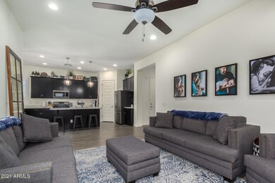 3911 S Scott Dr, Chandler, AZ 85286 - photo 7