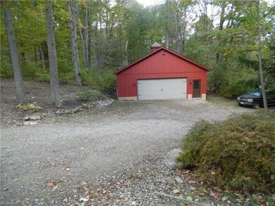 13488 Walnut Trace, Chardon, OH 44024 - photo 2