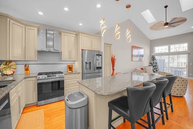 11256 Endicott Ct, Orland Park, IL 60467 - photo 6