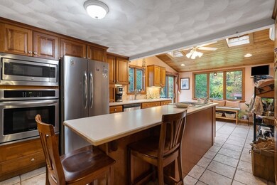 190 Chestnut St, Rehoboth, MA 02769 - photo 5