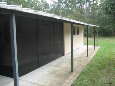 Covered Side Area