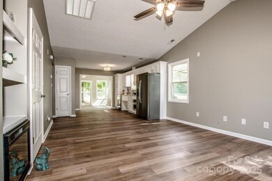 179 Isle of Pines Rd unit 181, Mooresville, NC 28117 - photo 4