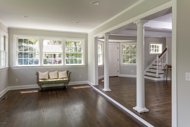 2 Tower Ln, Old Greenwich, CT 06870 - photo 4