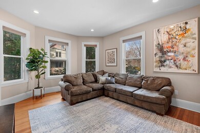 122 Davis Ave unit 1, Brookline, MA 02445 - photo 2