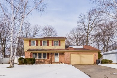 002-Front_View-2286679-medium