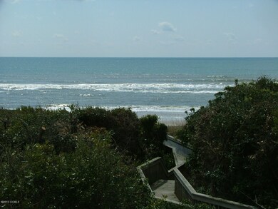 573 Forest Dunes Dr, Pine Knoll Shores, NC 28512 - photo 4