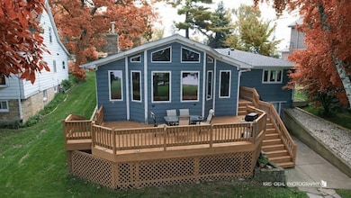 532 Circle Dr, Fox Lake, IL 60020 - photo 2