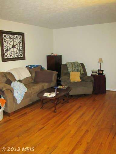 207 Nottoway Dr, Stephens City, VA 22655 - photo 2