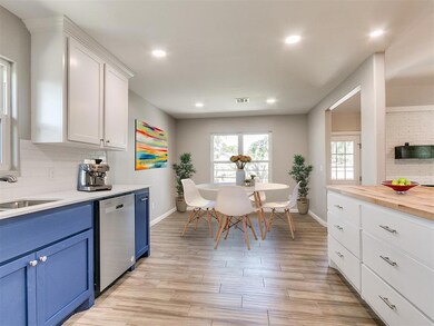 104 N Ramblin Oaks Dr, Moore, OK 73160 - photo 5