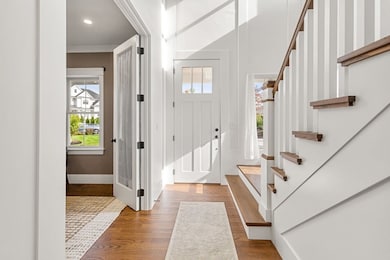 48 Graystone Ln, Natick, MA 01760 - photo 2