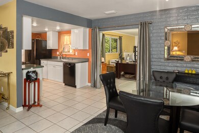 Kitchen & Dining Area