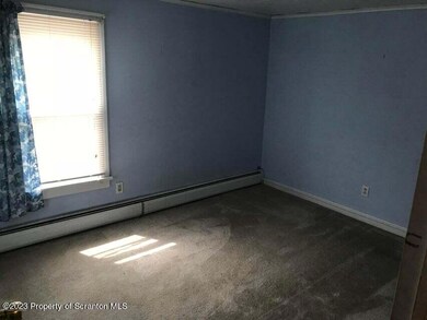 208 Whitmore Ave, Mayfield, PA 18433 - photo 5