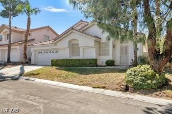 1717 Crystal Creek Cir, Las Vegas, NV 89128 - photo 3