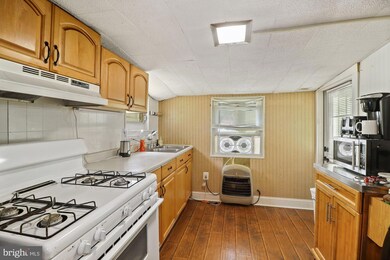 21 Point Breeze Ave unit B, Clementon, NJ 08021 - photo 4