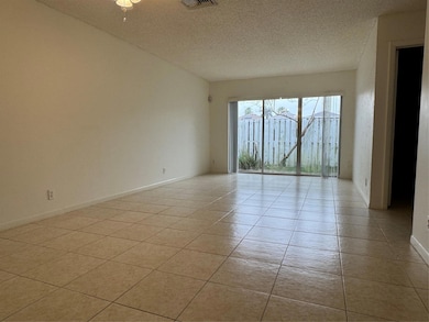 821 Crystal Lake Dr unit 1101, Pompano Beach, FL 33064 - photo 4