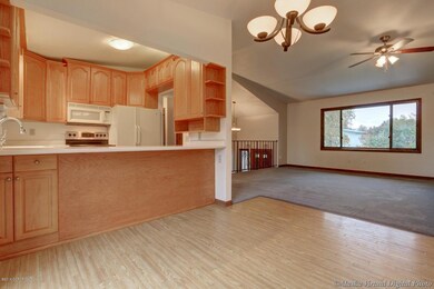 6910 Joseph St, Anchorage, AK 99518 - photo 7