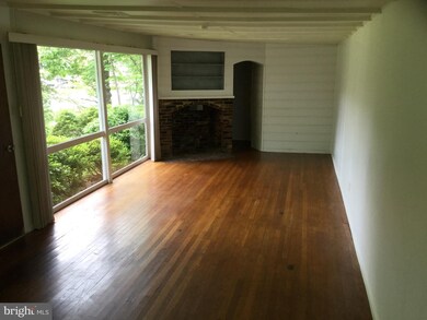 45363 Sypher Rd, California, MD 20619 - photo 3