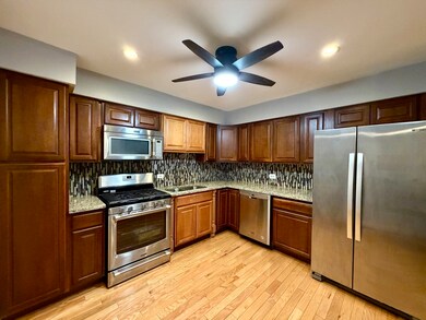 10385 Dearlove Rd unit 1I, Glenview, IL 60025 - photo 6