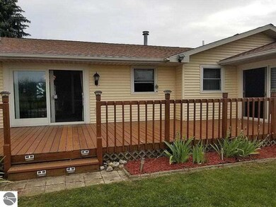 2355 E Bay Ridge Dr, Au Gres, MI 48703 - photo 3