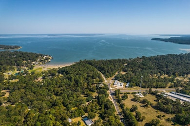 Just 15 minutes away from Lake Livingston, this lo