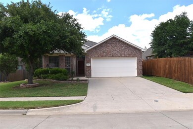 946 Jodie Dr, Weatherford, TX 76087 - photo 2