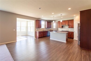 6076 Meadowview Dr, Whitestown, IN 46075 - photo 5