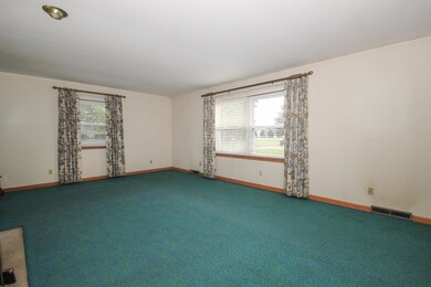 Family Room- Photo 2