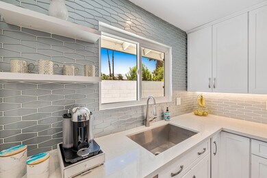 Palmilla Kitchen Back Splash