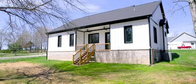 14 Elm Crest Dr, McMinnville, TN 37110 - photo 4