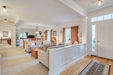 55 Champlain Cir, Plymouth, MA 02360 - photo 4