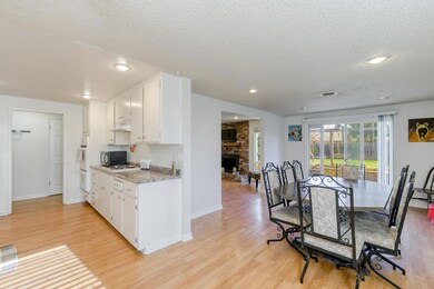 3545 Elizabeth Way, Redding, CA 96001 - photo 6