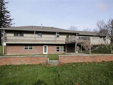 382 Parklane Dr, Woodville, OH 43469 - photo 2