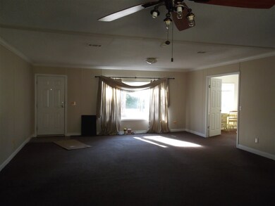 377 White Oak Dr, Crawfordville, FL 32327 - photo 6