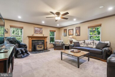 308 Manor Ln unit 5, King of Prussia, PA 19406 - photo 4