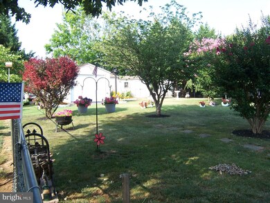 210 Isaac Dr, Bunker Hill, WV 25413 - photo 5